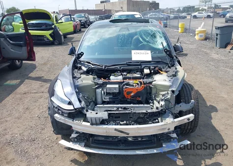 2021 Tesla Model 3 Long Range Dual Motor All-Wheel Drive from USA, damaged, VIN 5YJ3E1EB8MF081853